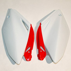 Boczki tylne honda crf 250r '04-'05 kolor oem (biały/czerwony)