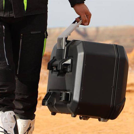 Kufer Shad Terra Black boczny TR36 aluminium lewy 36 l