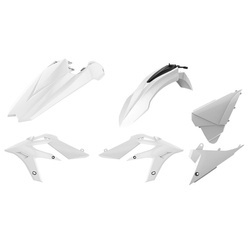 Komplet plastików beta x-trainer '15-'19 kolor biały oem
