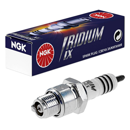 świeca zapłonowa br8hix (nr 7001) (iwf24) (4) – NGK