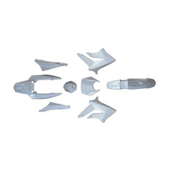 Zestaw plastików biały do Derbi Senda Iii 2011