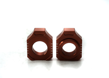 Napinacz tylnej ośki ze śrubą ktm sx 85 '15-20, husqvarna tc 85 '15-20 kolor pomarańczowy (kpl.-2szt.)