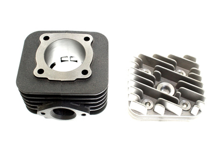 Cylinder Żeliwny Z Głowicą Power Force Basic Piaggio Sfera Vespa Gilera Typhoon 47mm 2t Pod Głowicę Czworokątną