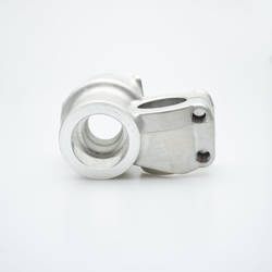 Jarzmo amortyzatora przedniego (kopyto) std beta '20- (prawa strona) (79.5)