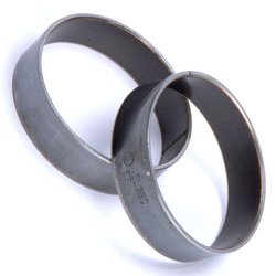 Tulejki (panewki) zawieszenia przedniego (2szt) 43mmx46mmx12mmx1,5mm (04)