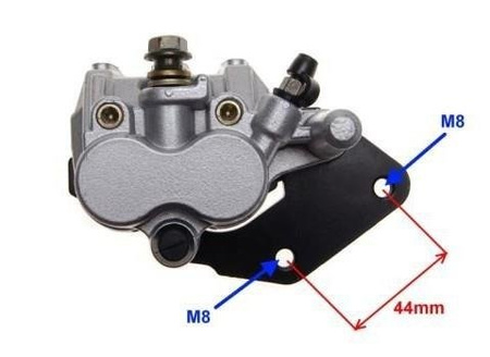 Zacisk hamulcowy tylny do skutera 50 / 125 / 150 ccm z klockami hamulcowymi