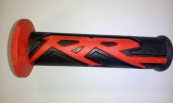 Ariete manetki 01696-nr rr (130 mm) z otworem kolor czarny/czerwony