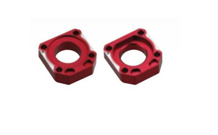 Napinacz tylnej ośki honda cbr 600rr '05-'10, 1000rr kolor czerwony