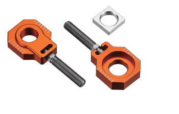 Napinacz tylnej ośki ze śrubą ktm sx/sxf/exc 125-530 '08-'12, exc/excf '08-'19 (śr 20mm) kolor pomarańczowy (kpl.-2szt.)