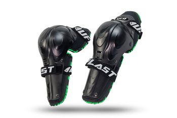 NAKOLANNIKI OCHRANIACZE KOLAN KAJAM Z ZAWIASEM DZIECIĘCE / JUNIOR / KID KOLOR CZARNY ROZMIAR UNIWERSALNY - KOLEKCJA 2025