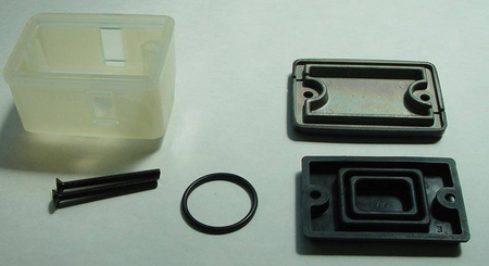 Zbiorniczek płynu hamulcowego z pokrywą i uszczelką przód honda cx 500, cb 650/750/900/1100, gl 1100 