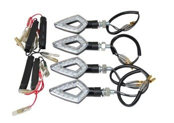 KIERUNKOWSKAZY LED STRZAŁKA HOMOLOGACJA E8 4 SZT + OPORNIKI