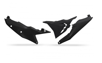 Boczki Tylne Z Pokrywą Filtra Ktm Sx 125 / 250 / 300 '23-'24, Exc 150 / 250 / 300 '24, Sx-F / Exc-F 250 / 350 / 450 / 500 '23-'24 Kolor Czarny (Strona Lewa)