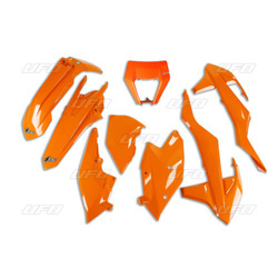 Komplet plastików ktm exc/excf '17-'19 z osłoną lampy kolor pomarańczowy (kt523e127)