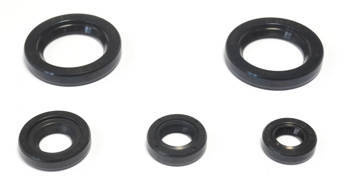 Athena komplet (zestaw) uszczelniaczy silnikowych ktm duke 125 '11-16, duke 200 '12-16, rc 200 '15-16