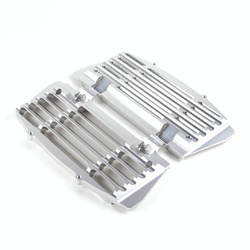 OSŁONY CHŁODNICY (KOMPLET) AIR FORCE GASGAS '21-'23, HUSQVARNA '17-'23, KTM '17-'23 KOLOR SREBRNY (PATRZ OPIS TOWARU)