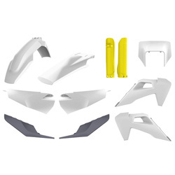 Komplet plastików husqvarna te/fe tpi '20-'23 w zestawie osłona lampy przedniej (8398900006) i osłony amortyzatorów (8398600007) kolor biały oem
