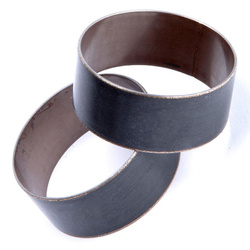 Tulejki (panewki) zawieszenia przedniego (2szt) 44x46x20mm (03)