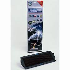 Prostownik do akumulatora z panelewm fotowoltaicznym