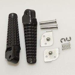 Zestaw podnóżków (podnóżki) pasażera kompletny z mocowaniami suzuki gsxr 600/750 '96-05, gsxr 1000 '01-04 kolor czarny