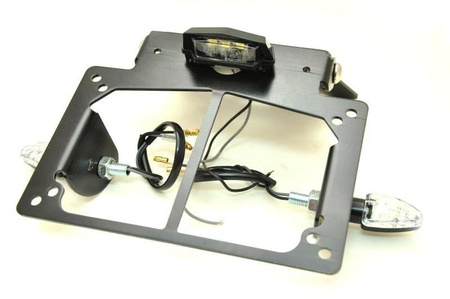 UNIWERSALNE MOCOWANIE TABLICY REJESTRACYJNEJ Z REGULACJĄ ORAZ KIERUNKOWSKAZAMI