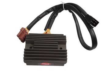 REGULATOR NAPIĘCIA PIAGGIO MP3 125 '09-'10, MP3 250 '06-'09, VESPA 250 '05-'13, VESPA 300 GTS '08-'13, MP3 400 '07-'10M, X 400 EVO '07-'11, MP3 500 '11-'13 (OEM: 639110639110) (MADE IN JAPAN)