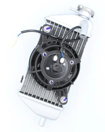 Silnik Kompletny 6 Biegów (Am6) Z Chłodnicą Cieczy