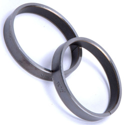 Tulejki (panewki) zawieszenia przedniego (2szt) 43x48x8mm (04)