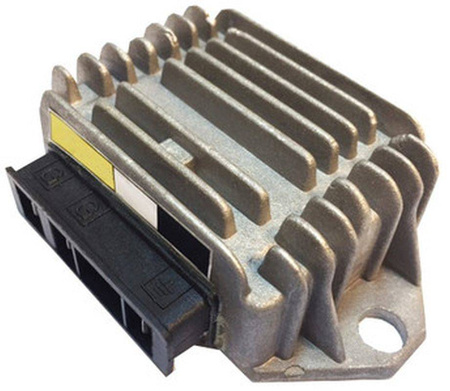 Dze 2022/08 regulator napięcia piaggio bravo 50, vespa s/xl 125 /px 50/125/200/150 /t5/ets 125 (oem 348363-62 / 23811006450 / 460560) (12a)