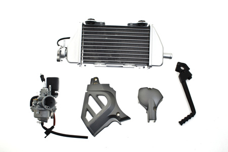 Silnik Kompletny 6 Biegów (Am6) Z Chłodnicą Cieczy