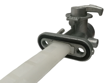 Kranik Paliwa Suzuki Gn125 Gn125000045