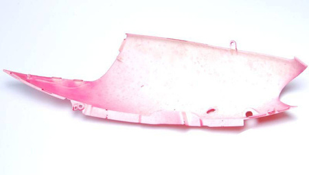 Plastik pod siedzenie lewy 125 GY6 4T czerwony