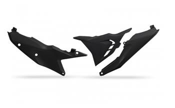 Boczki Tylne Z Pokrywą Filtra Ktm Sx 125 / 250 / 300 '23-'24, Exc 150 / 250 / 300 '24, Sx-F / Exc-F 250 / 350 / 450 / 500 '23-'24 Kolor Czarny (Strona Lewa)