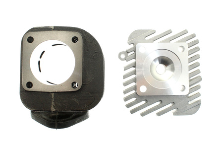 Cylinder Żeliwny Z Głowicą Power Force Honda Dio Tact Kymco Zx 48mm 2t