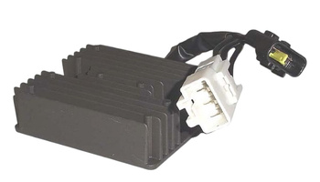 REGULATOR NAPIĘCIA SUZUKI AM 650 BURGMAN '03-'10, VZ 1500 INTRUDER '09-'10, VLR/VZR 1800 '06-'11 (OEM: 32800-10G20) (MADE IN JAPAN)