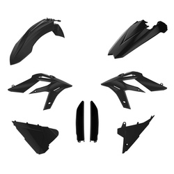 KOMPLET PLASTIKÓW (FULL KIT) BETA X-TRAINER '15-'19 W ZESTAWIE OSŁONY AMORTYZATORÓW (8398700003) KOLOR CZARNY