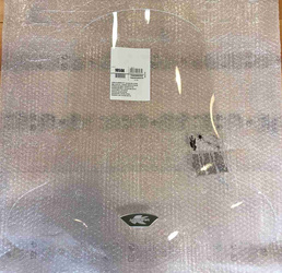 Szyba kymco / sym / peugeot / yamaha / aprilia / honda przezroczysta 66 x 67 cm - bez mocowań - delikatne rysy w miejscach mocowań