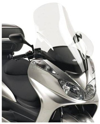 SZYBA YAMAHA Majesty 400 (04-08) 74 X 64 CM PRZEZROCZYSTA - DROBNA RYSA U GÓRY SZYBY (OK. 2 CM)