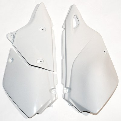Boczki tylne suzuki drz 400e '00-'21 kolor biały