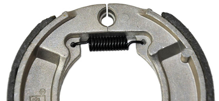 Szczęki hamulca do skutera 4T 139Qmb Gy6-50 110X25