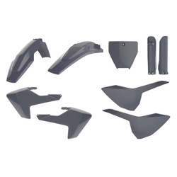 Komplet plastików husqvarna tc/fc '16-'18 w zestawie tablica przednia (8665800006) i osłony amortyzatorów (8398900006) kolor nardo szary nardo grey