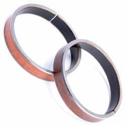 Tulejki (panewki) zawieszenia przedniego (2szt) 43x48x8mm (04)