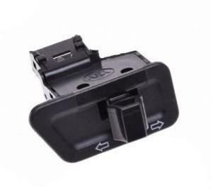 Przełącznik kierunkowskazów skutera