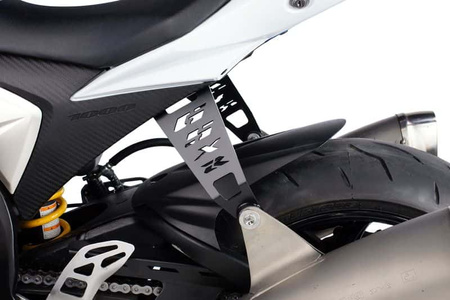 Wspornik wydechu prawy puig do suzuki gsx-r1000 09-11 czarny