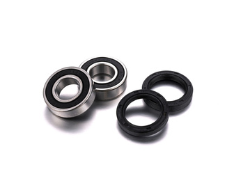 ŁOŻYSKA KOŁA PRZEDNIEGO Z USZCZELNIACZAMI KAWASAKI ER-6 / VN / ZX / KLE, TRIUMPH (25-1389)