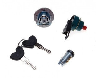 Stacyjka z Wyłącznikiem Zapłonu skuter Piaggio