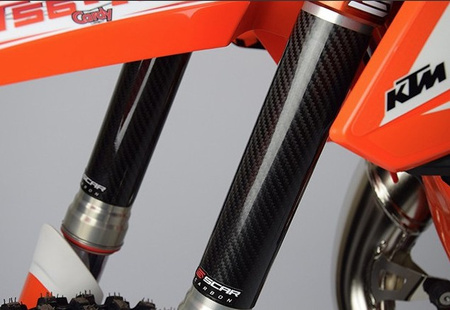 SAMOPRZYLEPNE OSŁONY GOLENI LAG TELESKOPÓW CARBON WYMIARY 220X45MM (MAŁE MOTOCYKLE)