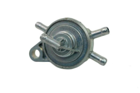 Kranik paliwa skuter TGB Suzuki 4 króćce